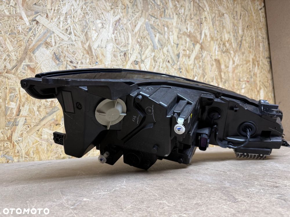 LAMPA LEWA PRZÓD LED MG 4 MULAN SAIC VISION 10976802 100-40179 11505836 - 11