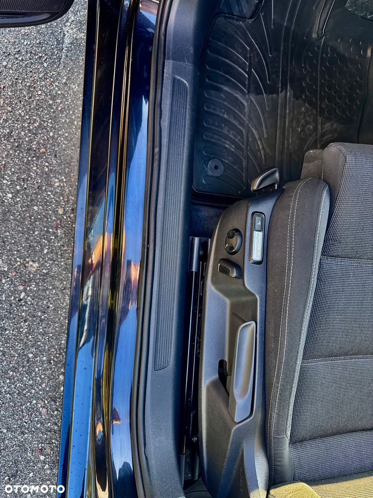 Volkswagen Passat 2.0 TDI SCR DSG Trendline - 38
