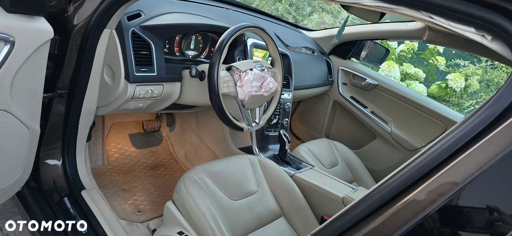 Volvo XC 60 D4 Inscription - 6