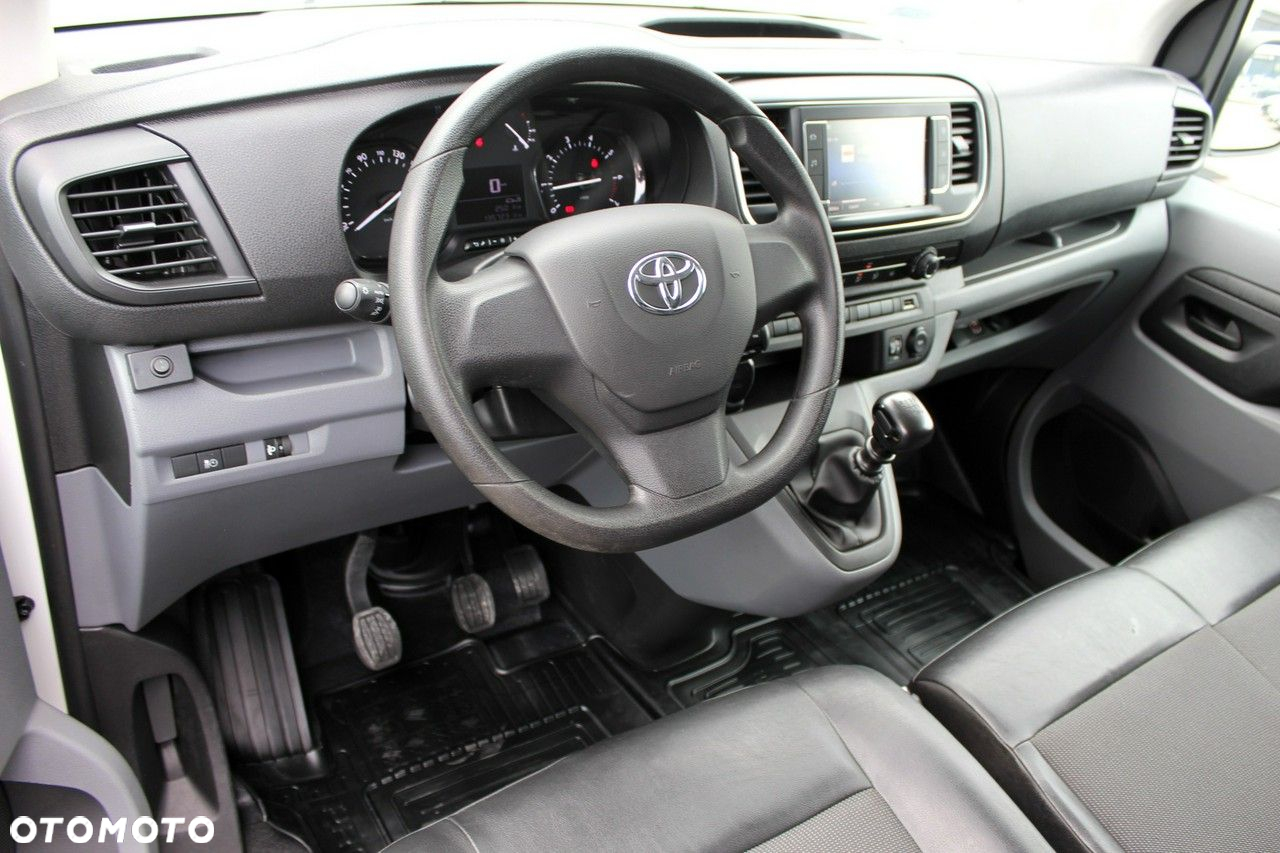 Toyota ProAce - 12