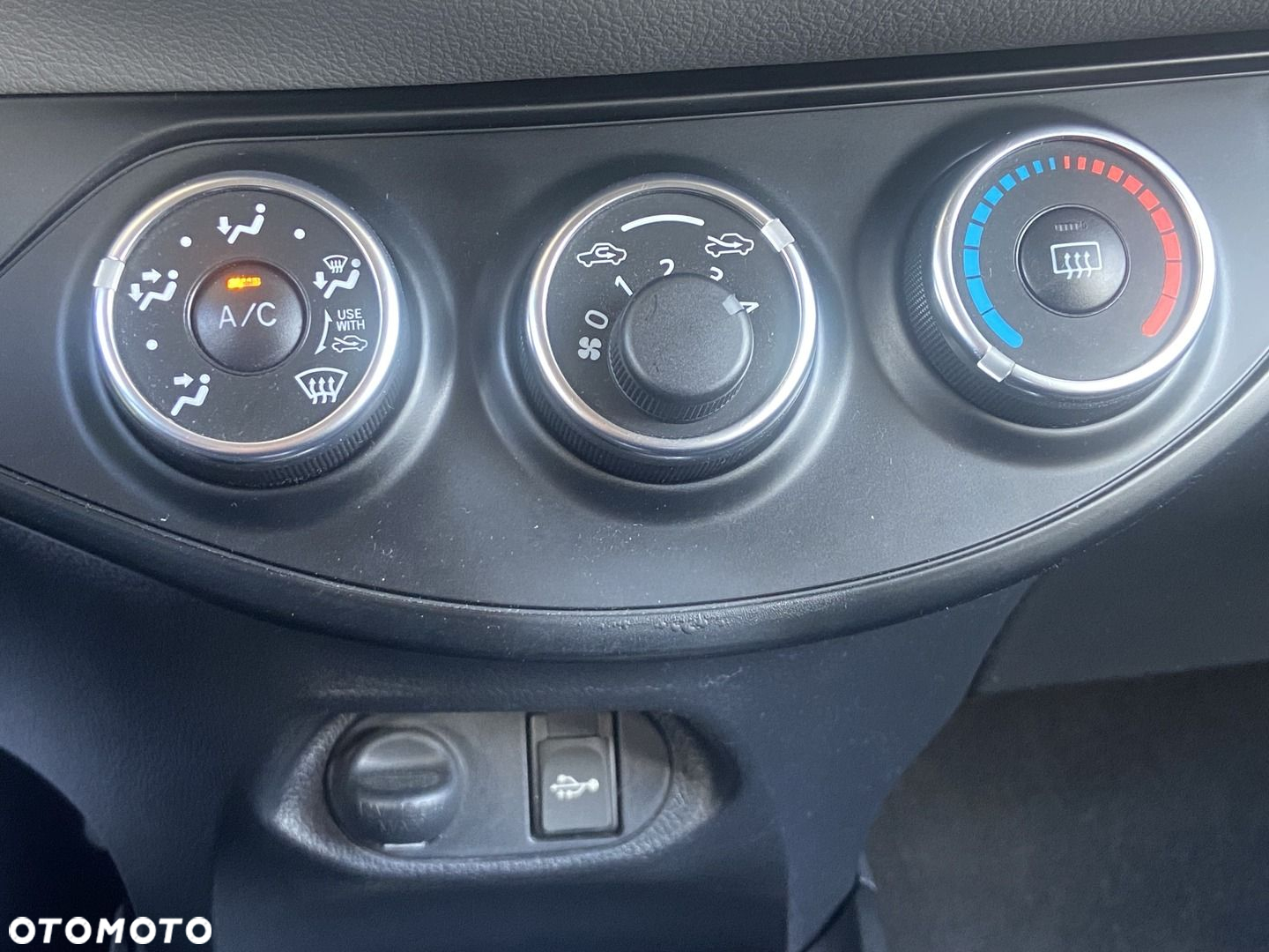 Toyota Yaris - 20