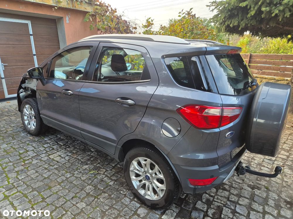 Ford EcoSport 1.5 TDCi TITANIUM - 6