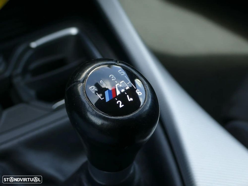 BMW 116 d Pack M - 23