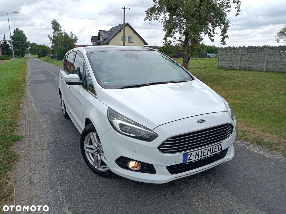 Ford S-Max 2.0 TDCi Titanium PowerShift - 33
