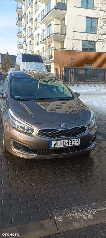 Kia Ceed 1.6 GDI Smart Plus - 3