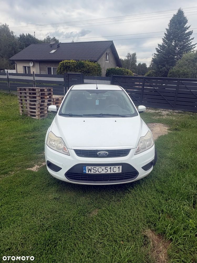 Ford Focus 1.8 TDCi Ambiente - 3