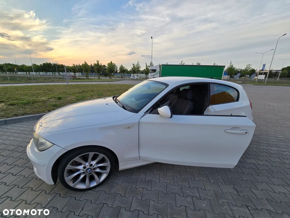 BMW Seria 1 - 19
