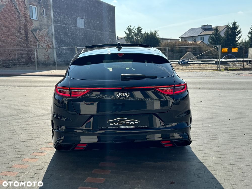 Kia ProCeed 1.6 T-GDI DCT7 OPF GT - 17