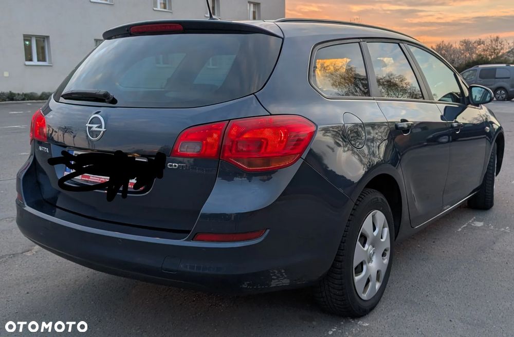 Opel Astra 1.7 CDTI DPF - 9