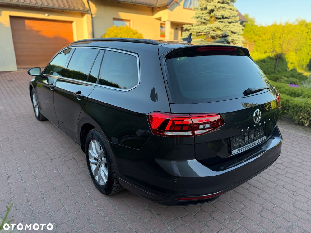Volkswagen Passat 2.0 TDI SCR DSG Business - 3