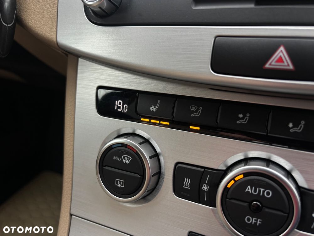 Volkswagen CC 2.0 TDI BlueMotion Technology - 37