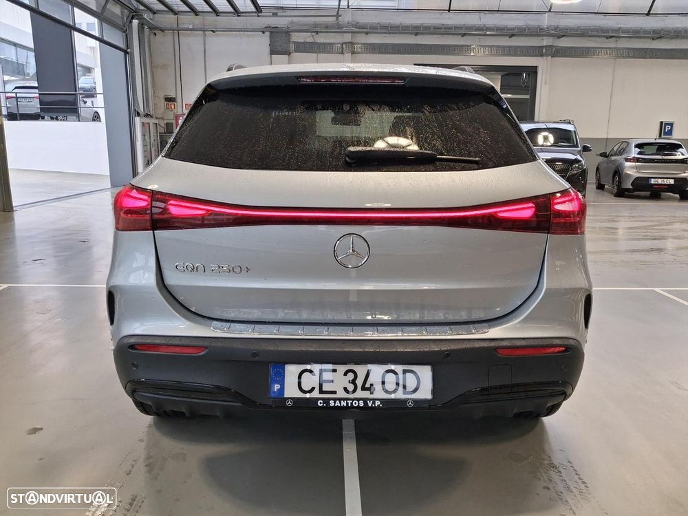 Mercedes-Benz EQA 250+ AMG Line - 8