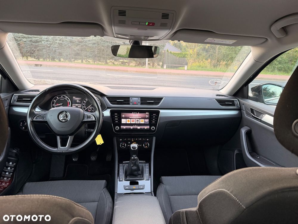 Skoda Superb 1.4 TSI ACT Ambition - 18