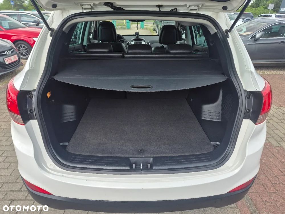 Hyundai ix35 2.0 CRDi 4WD Automatik Premium - 11