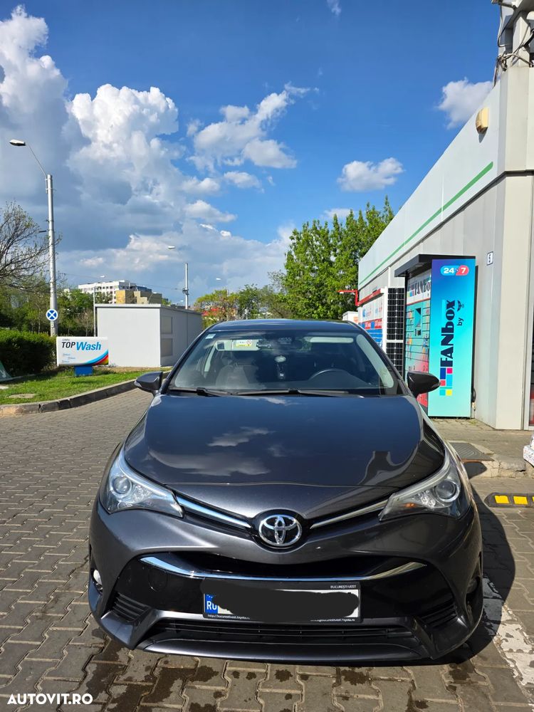 Toyota Avensis 1.8 Multidrive S Executive - 5