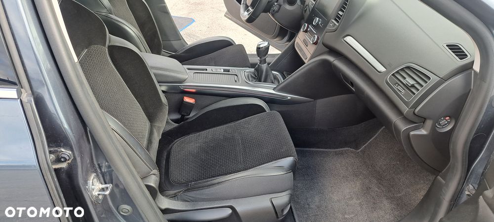 Renault Megane 1.5 dCi Intens - 12