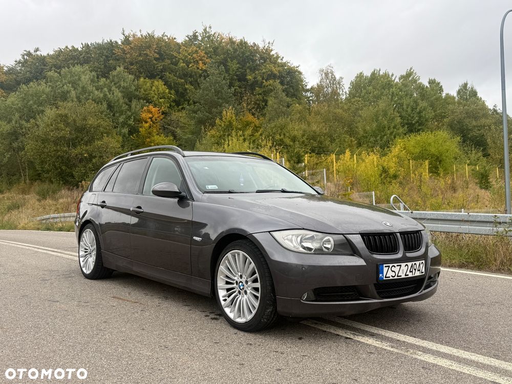 BMW Seria 3 320d DPF Touring - 8