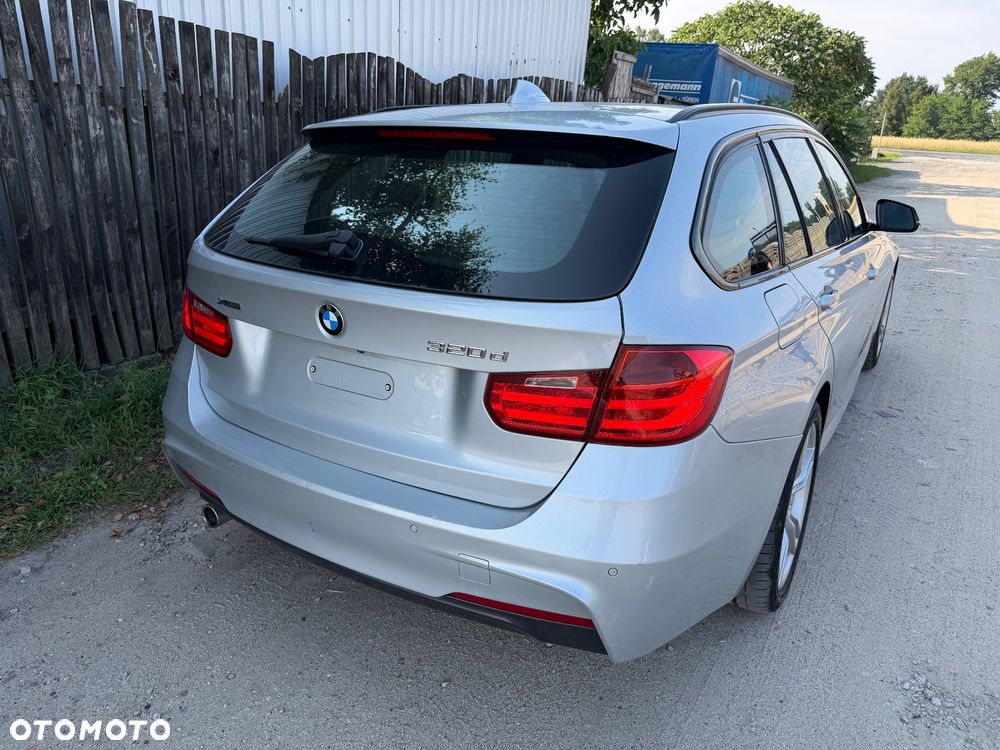 BMW Seria 3 320d xDrive - 10