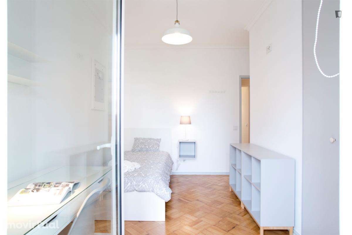 Quarto - localizado em Alvalade Lisbon - Grande imagem: 4/18