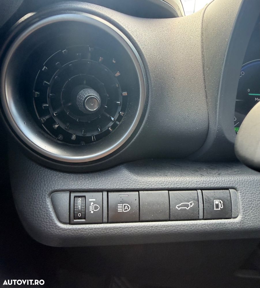 Toyota C-HR 2.0 HEV 197 CP 4x4 CVT Premiere Edition - 16