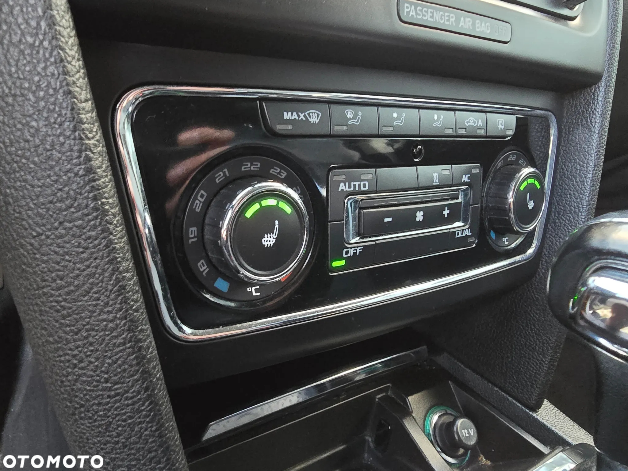 Skoda Superb 2.0 TDI Platinum DSG - 27