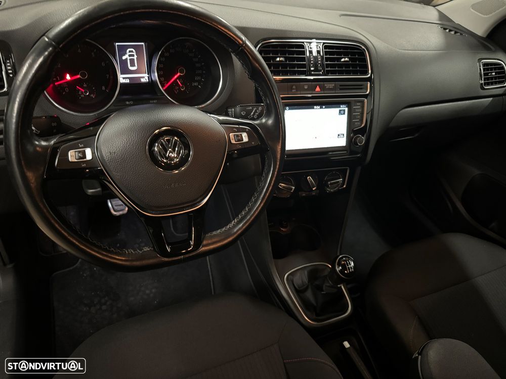VW Polo 1.0 Confortline Nav - 2