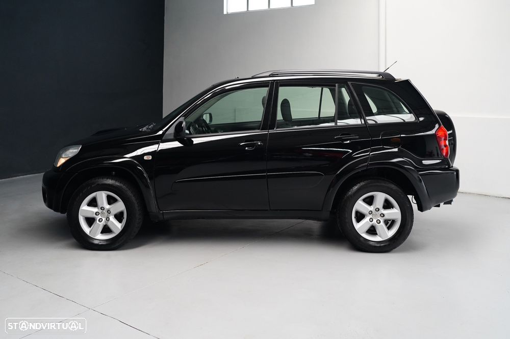 Toyota RAV4 2.0 D-4D Pack 2 - 23