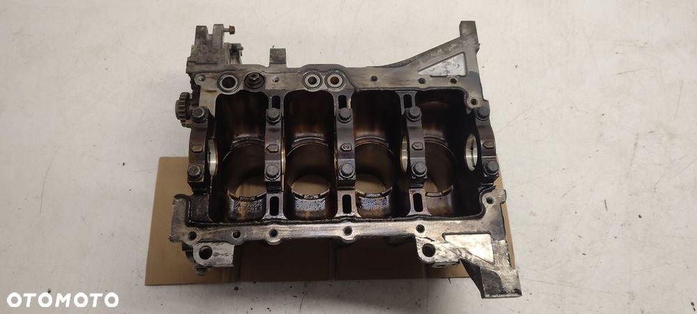 Blok silnika Hyundai i20 1,2 16V benzyna G4LA - 10