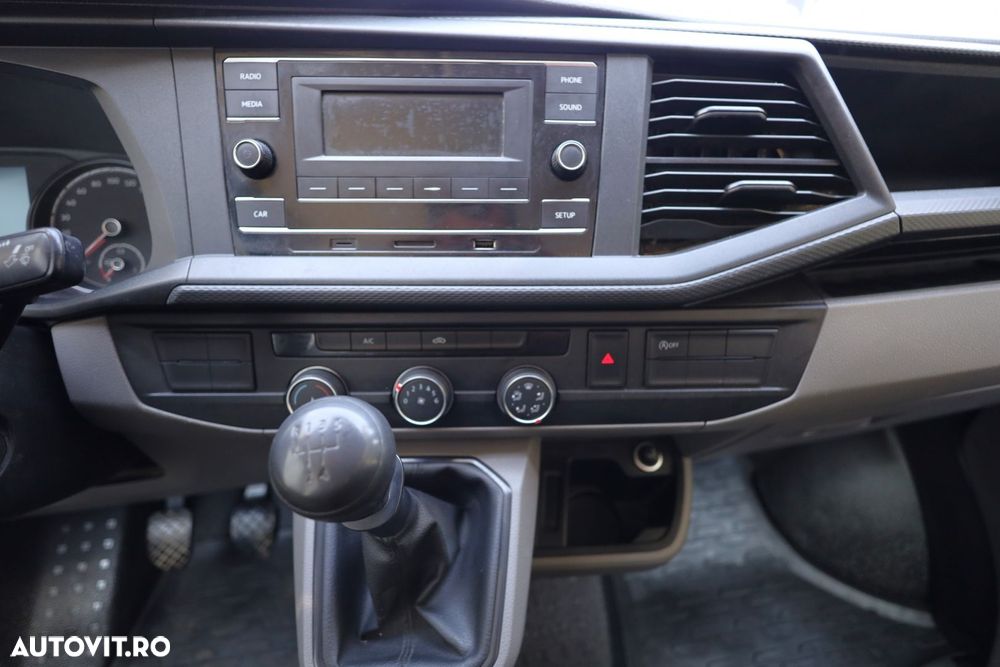 Volkswagen Transporter - 16