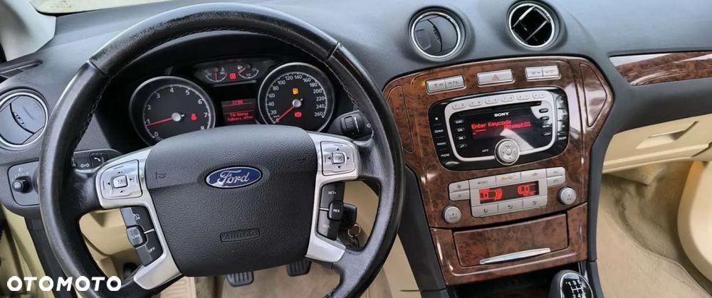 Ford Mondeo SW - 12