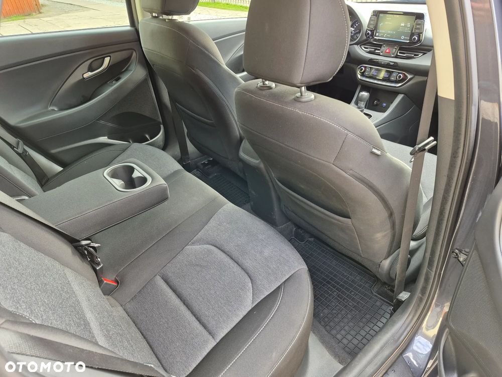 Hyundai i30 1.0 T-GDI Smart DCT - 12