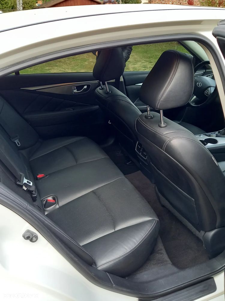 Infiniti Q50 - 9