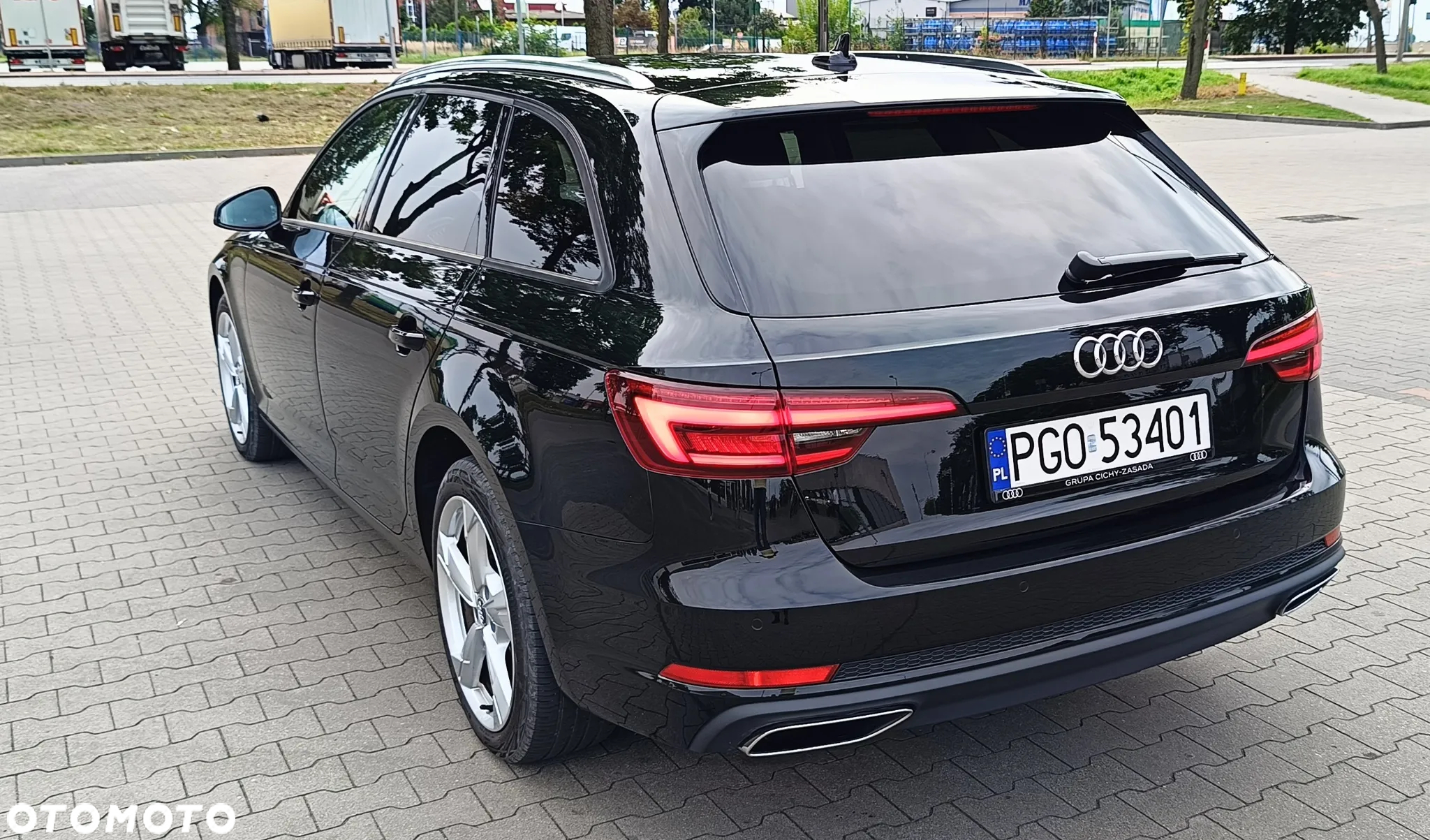 Audi A4 Avant 2.0 TDI S tronic - 4