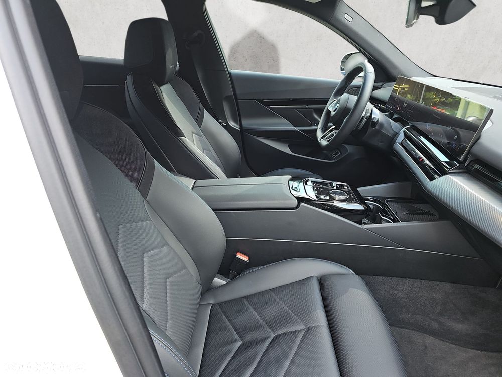 BMW Seria 5 - 14
