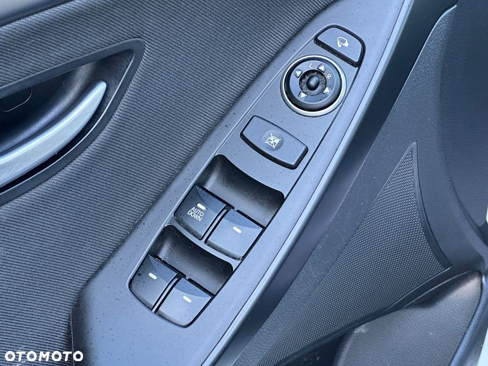 Hyundai i30 blue Kombi 1.6 GDi Passion - 40