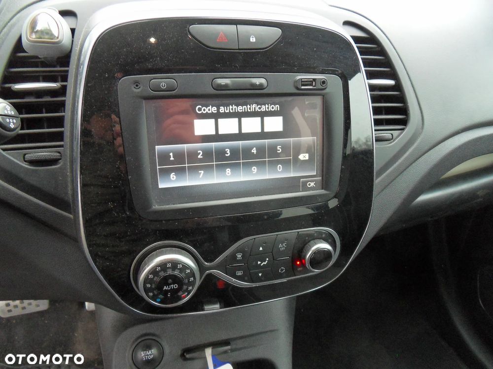 Renault Captur ENERGY TCe 120 EDC Bose Edition - 19