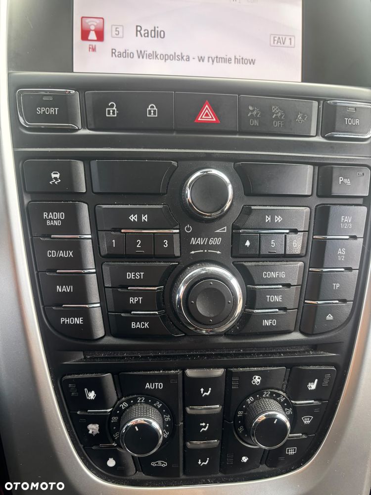 Opel Astra 1.6 Turbo - 8