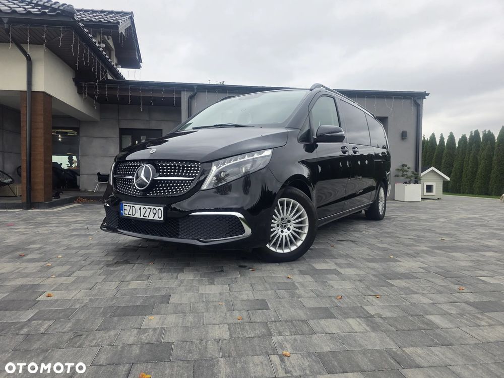 Mercedes-Benz V-Class 2023 photo 4