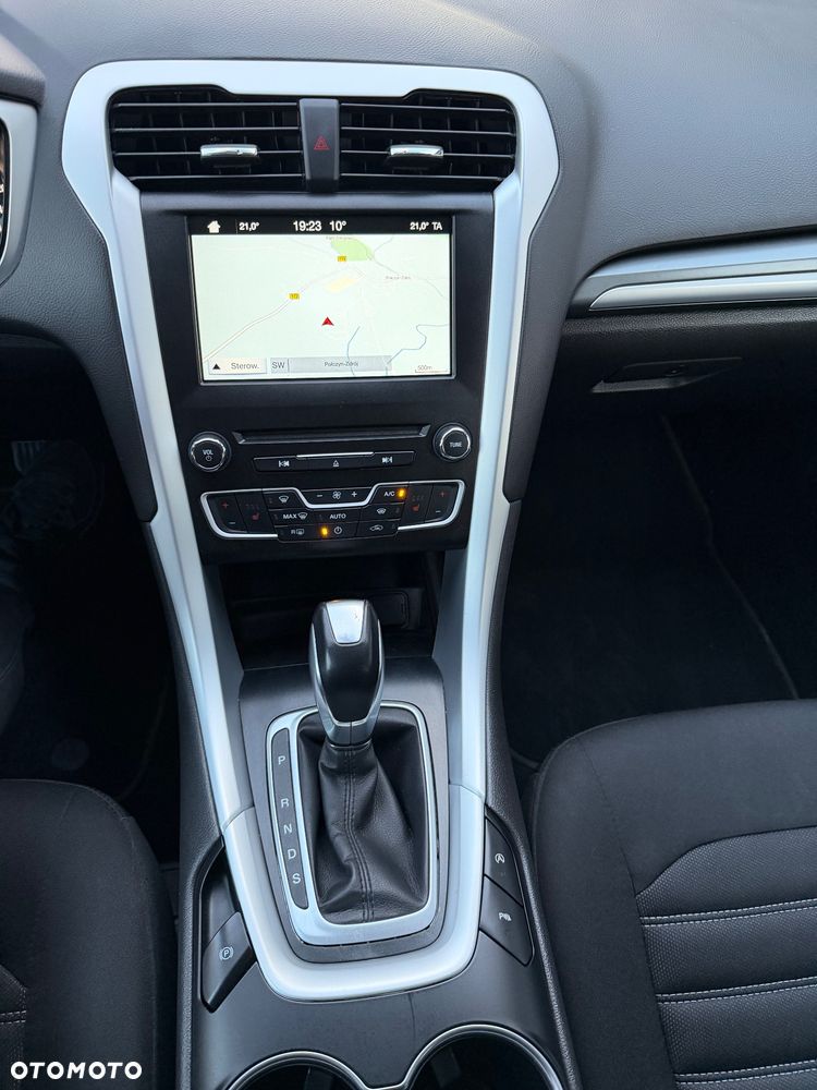 Ford Mondeo 2.0 TDCi Titanium PowerShift - 18