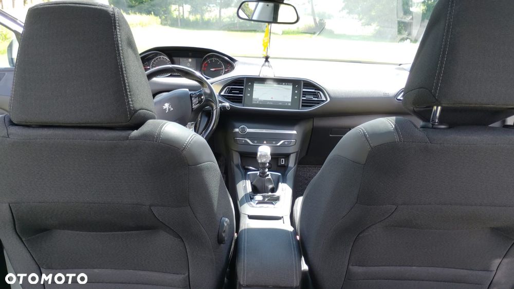 Peugeot 308 - 23