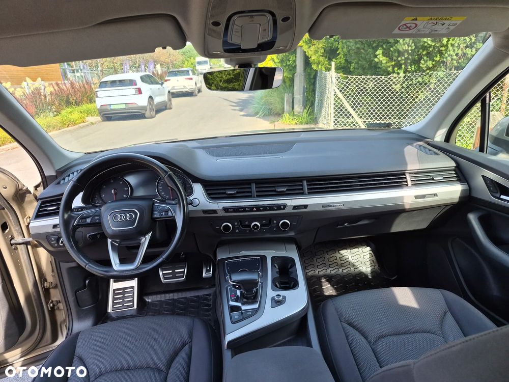 Audi Q7 - 7