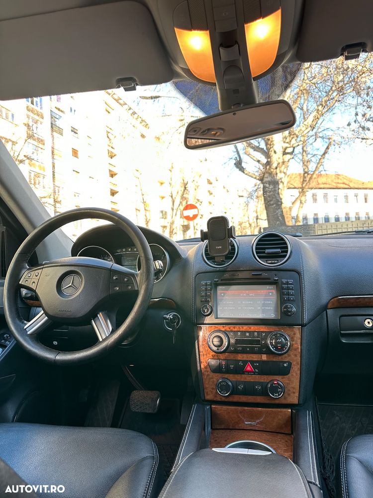 Mercedes-Benz GL 320 CDI DPF 4Matic 7G-TRONIC - 22