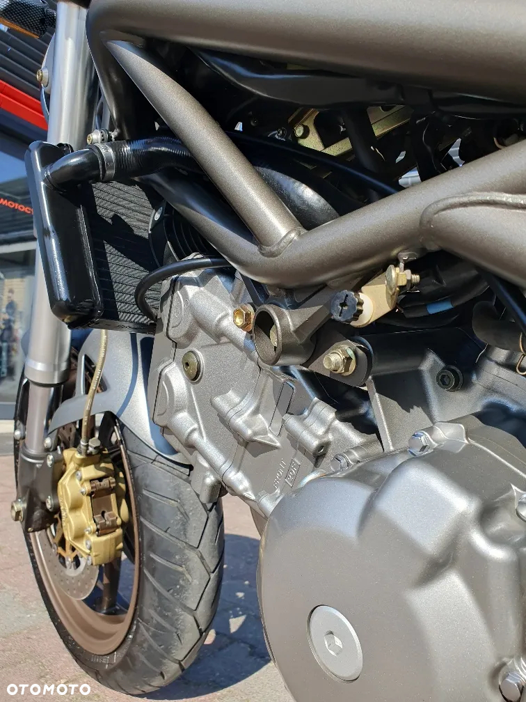 Cagiva Raptor - 14