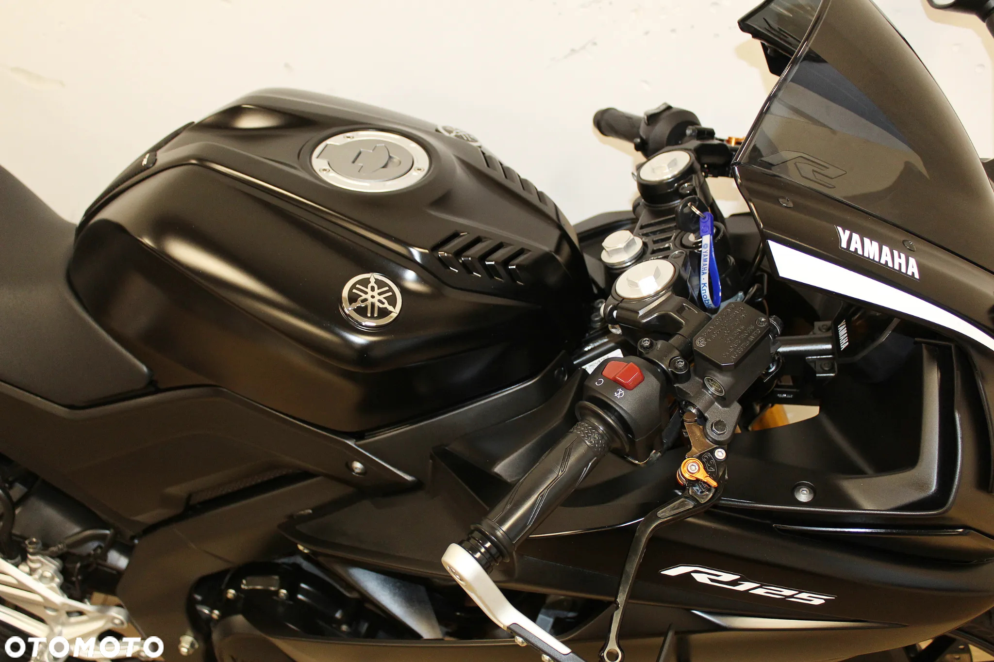 Yamaha YZF - 5