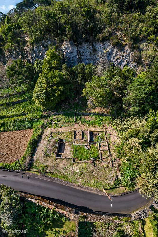 Terreno Urbano em Caloura – Água de Pau - Grande imagem: 3/14