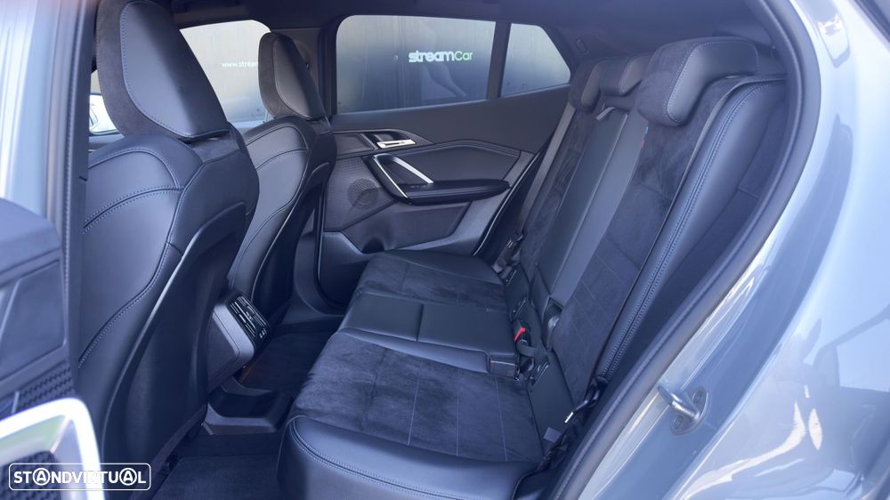 BMW iX2 eDrive20 Pack Desportivo M Pro - 34