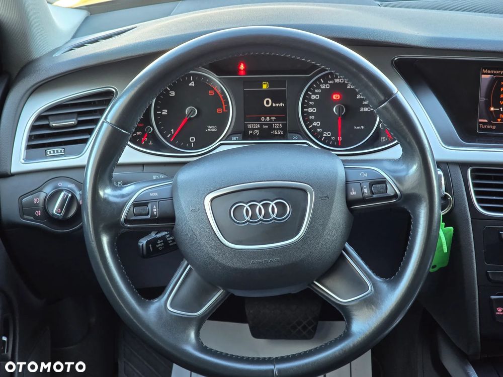 Audi A4 Avant 2.0 TDI Quattro Design S tronic - 31
