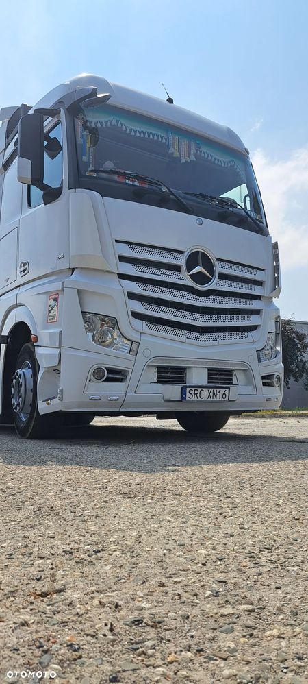 Mercedes-Benz Actros MP4 - 4