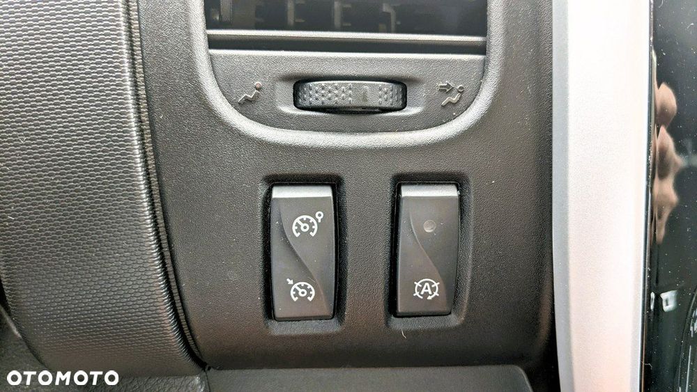 Opel Vivaro - 26