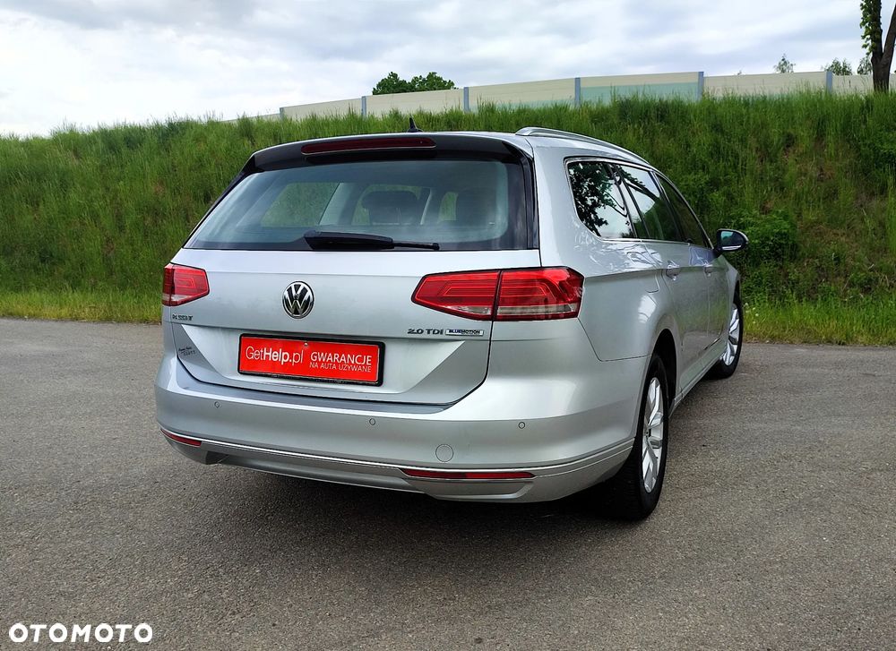 Volkswagen Passat 2.0 TDI (BlueMotion Technology) Highline - 14
